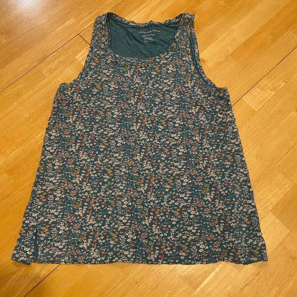 American Eagle Soft & Sexy Floral Tank